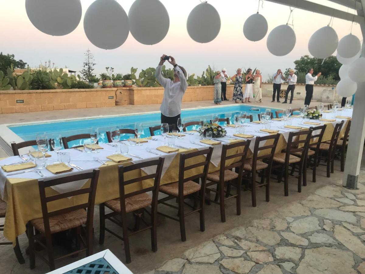 מרינלה דו סלינונטה Villa Ceni - Appartamenti Con Camere, Cucina, Wc E Terrazza Sul Mare In Villa Con Piscina, Giardino E Parcheggio מראה חיצוני תמונה
