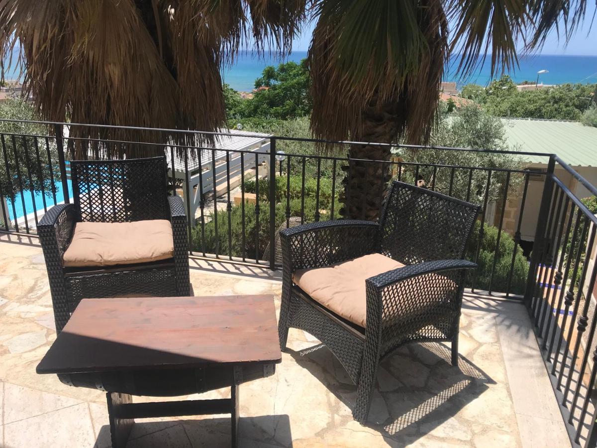 מרינלה דו סלינונטה Villa Ceni - Appartamenti Con Camere, Cucina, Wc E Terrazza Sul Mare In Villa Con Piscina, Giardino E Parcheggio מראה חיצוני תמונה