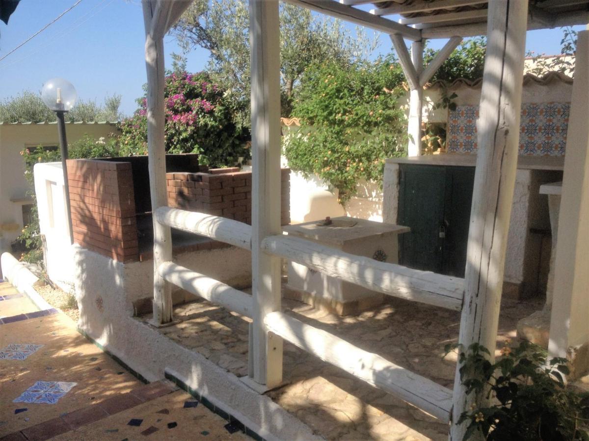 מרינלה דו סלינונטה Villa Ceni - Appartamenti Con Camere, Cucina, Wc E Terrazza Sul Mare In Villa Con Piscina, Giardino E Parcheggio מראה חיצוני תמונה