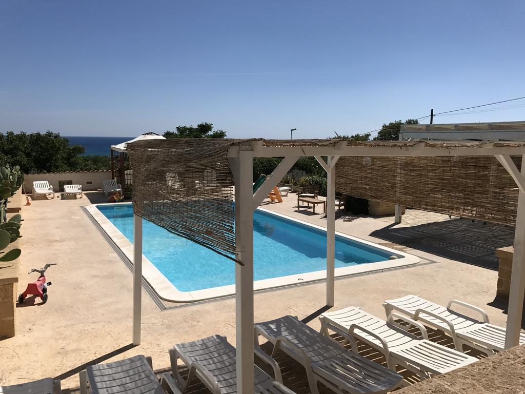 מרינלה דו סלינונטה Villa Ceni - Appartamenti Con Camere, Cucina, Wc E Terrazza Sul Mare In Villa Con Piscina, Giardino E Parcheggio מראה חיצוני תמונה