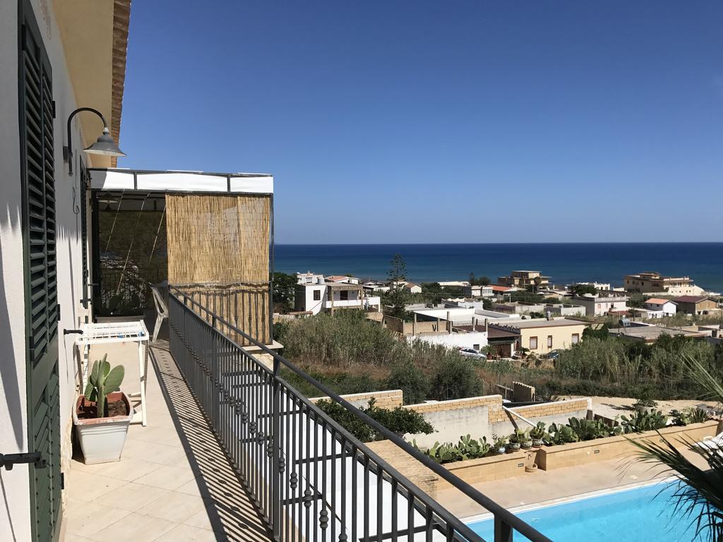 מרינלה דו סלינונטה Villa Ceni - Appartamenti Con Camere, Cucina, Wc E Terrazza Sul Mare In Villa Con Piscina, Giardino E Parcheggio מראה חיצוני תמונה