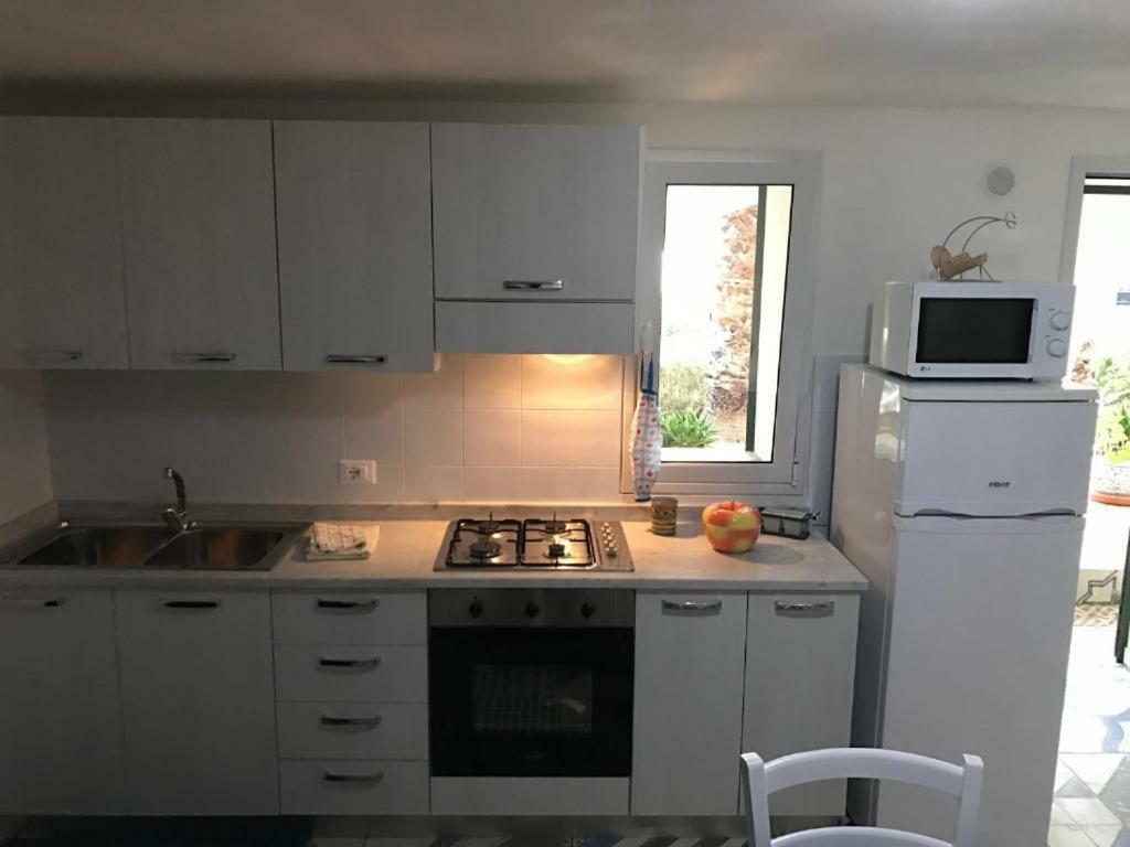 מרינלה דו סלינונטה Villa Ceni - Appartamenti Con Camere, Cucina, Wc E Terrazza Sul Mare In Villa Con Piscina, Giardino E Parcheggio מראה חיצוני תמונה